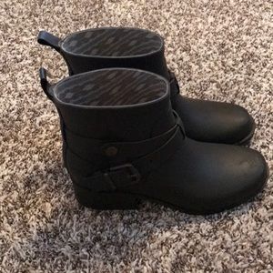 Lucky brand grey rain ankle boots